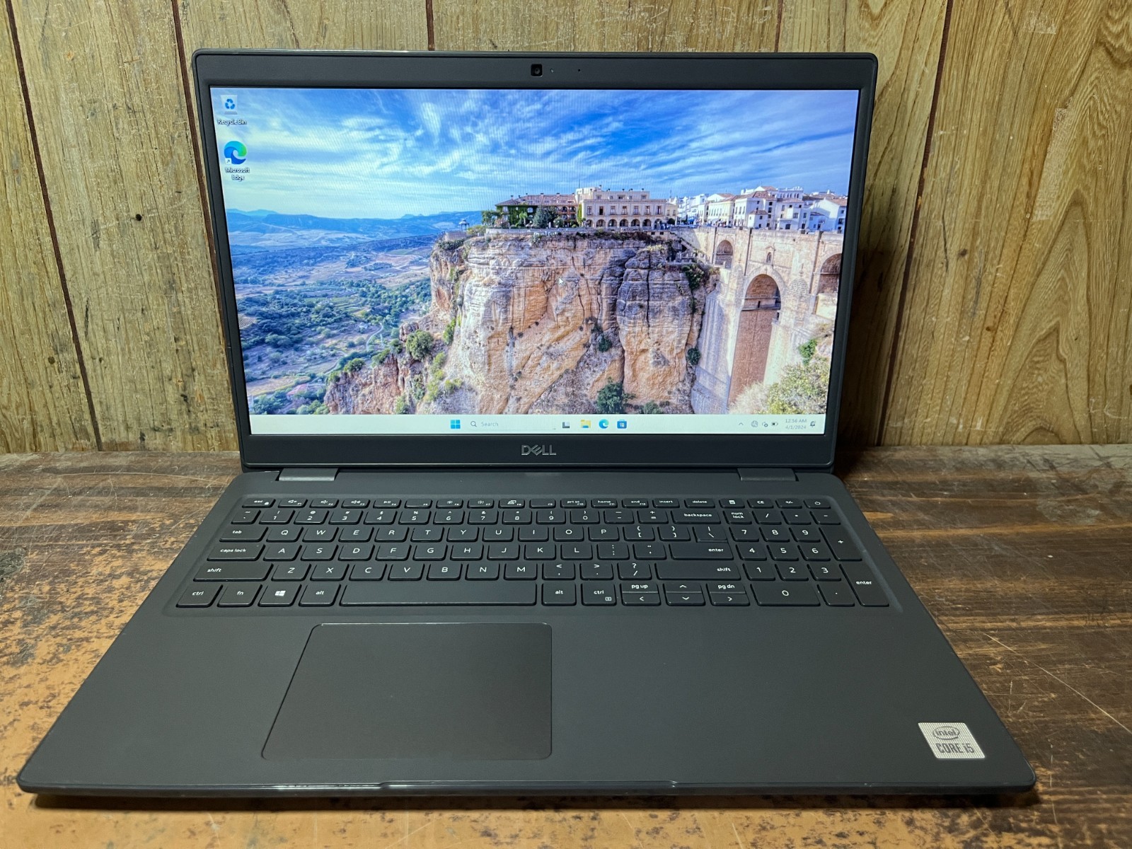 Dell Latitude 3510 15.6" Windows 11 Pro Laptop i5-10210U  16GB 256GB SSD
