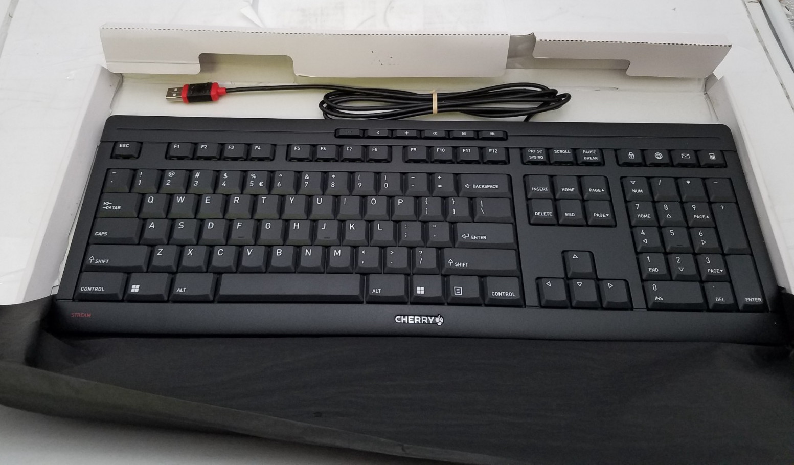 Cherry STREAM Wired Quiet Keyboard Black JK-8500EU-2 (4025112090233)