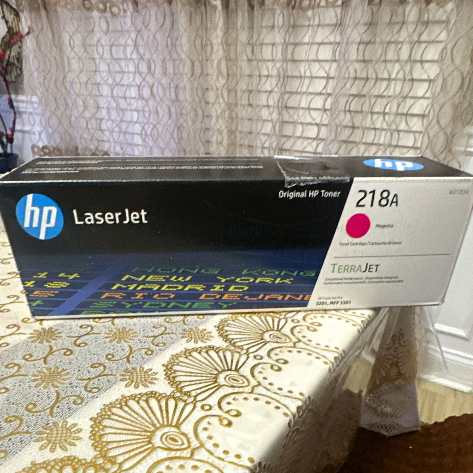 HP 218A Genuine Original Magenta Laser Toner Cartridge W2183A