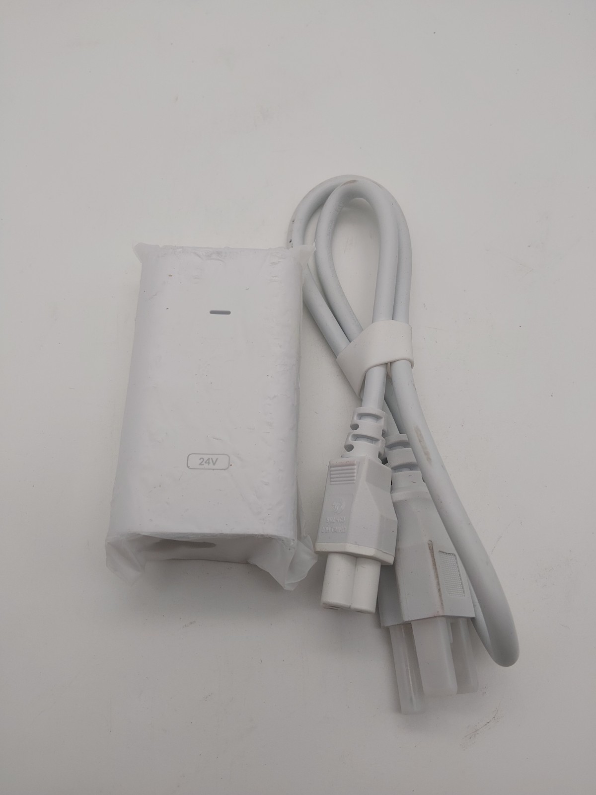 Ubiquiti GP-A240-050 PoE-Injektor Switching Gigabit Power Supply Ethernet 24V