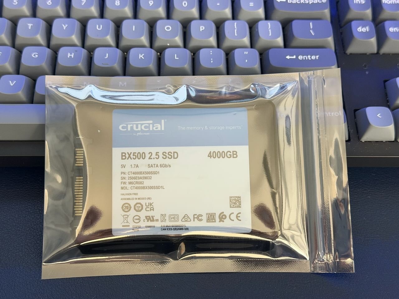 Crucial by Micron BX500 4TB SATA SSD CT4000BX500SSD1 SMART Clean Low Hours Wiped