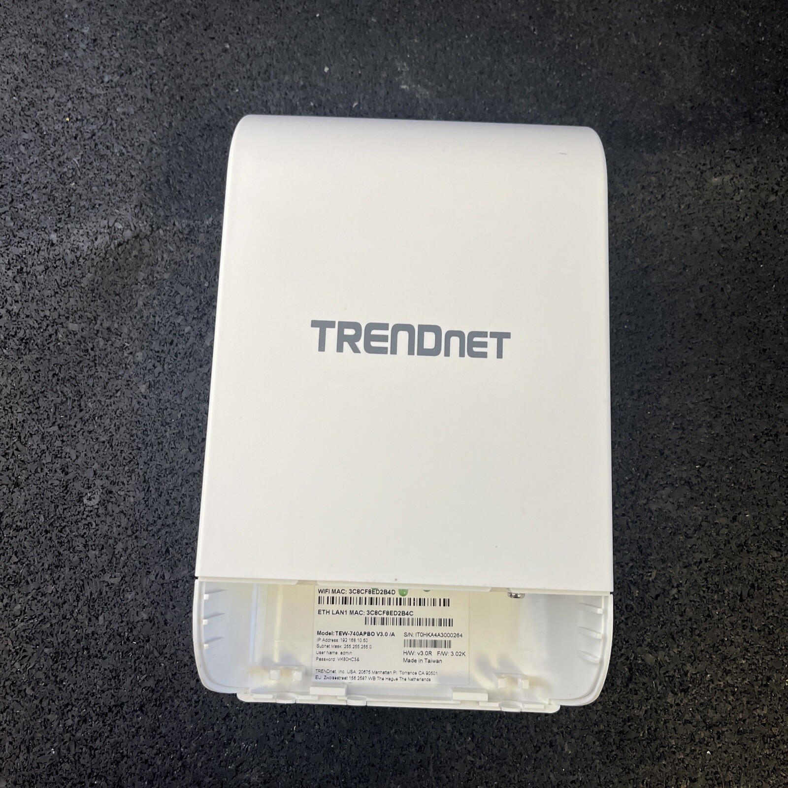 TRENDnet 10dBi Wireless N300 Outdoor PoE Access Point TEW-740APBO V3.0/A