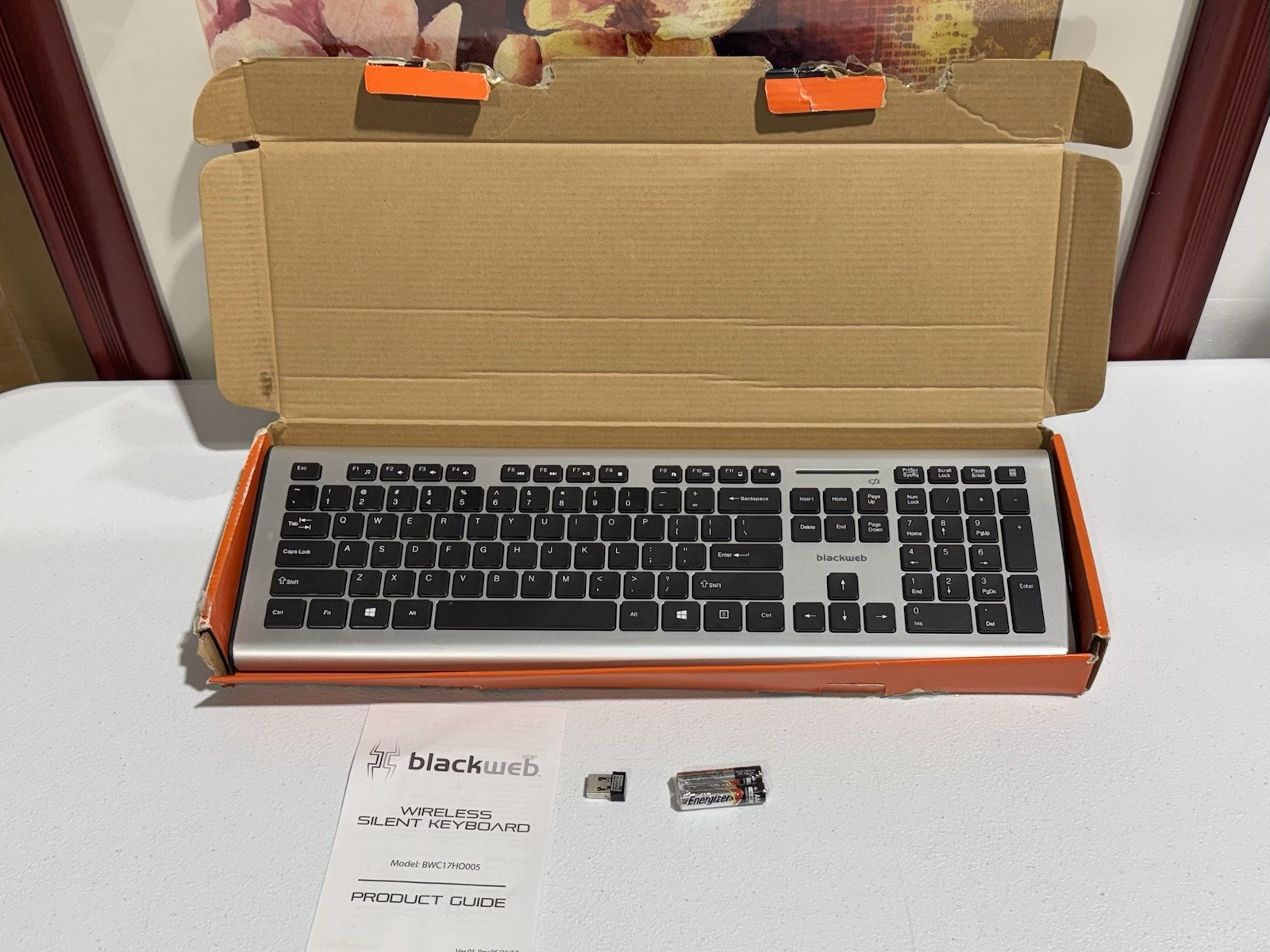 BLACKWEB Wireless Silent Keyboard Low Profile Quiet-Touch Keys BWC17HO005