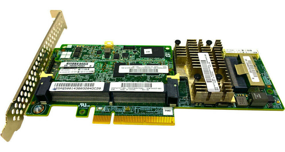726823-001 I HP Smart Array P440 FBWC PCIe3 x8 SAS Controller 749797-001