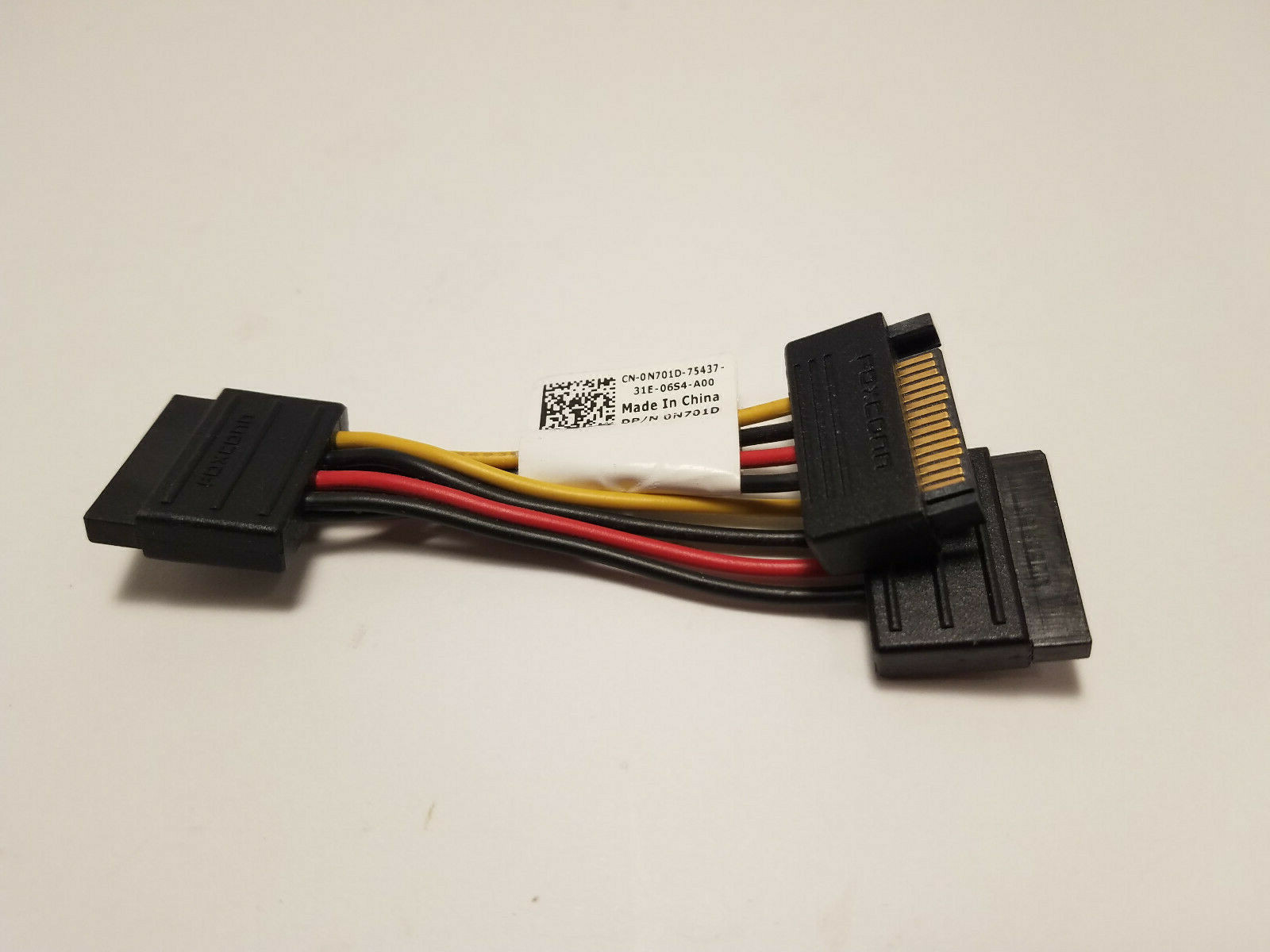 1x Dell / Foxconn SATA Power Splitter Adapter Cable DP/N 0N701D