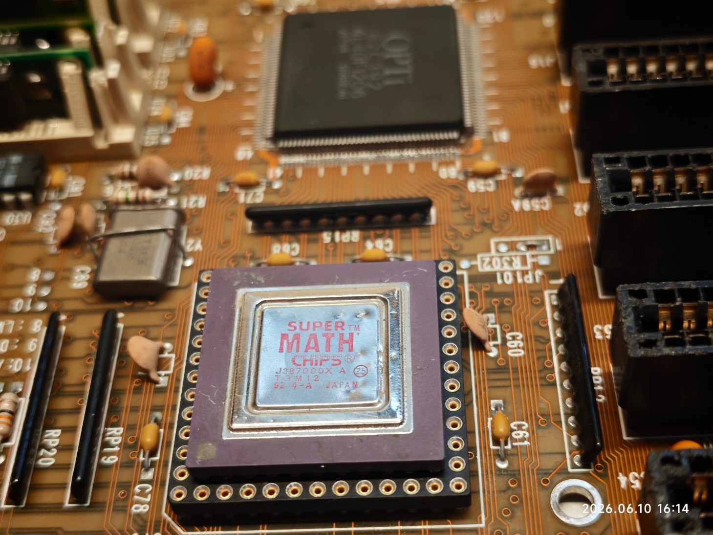 Vintage 387 68-Pin CPGA FPU CHIPS C&T SUPER MATH J38700DX-25 *TESTED*