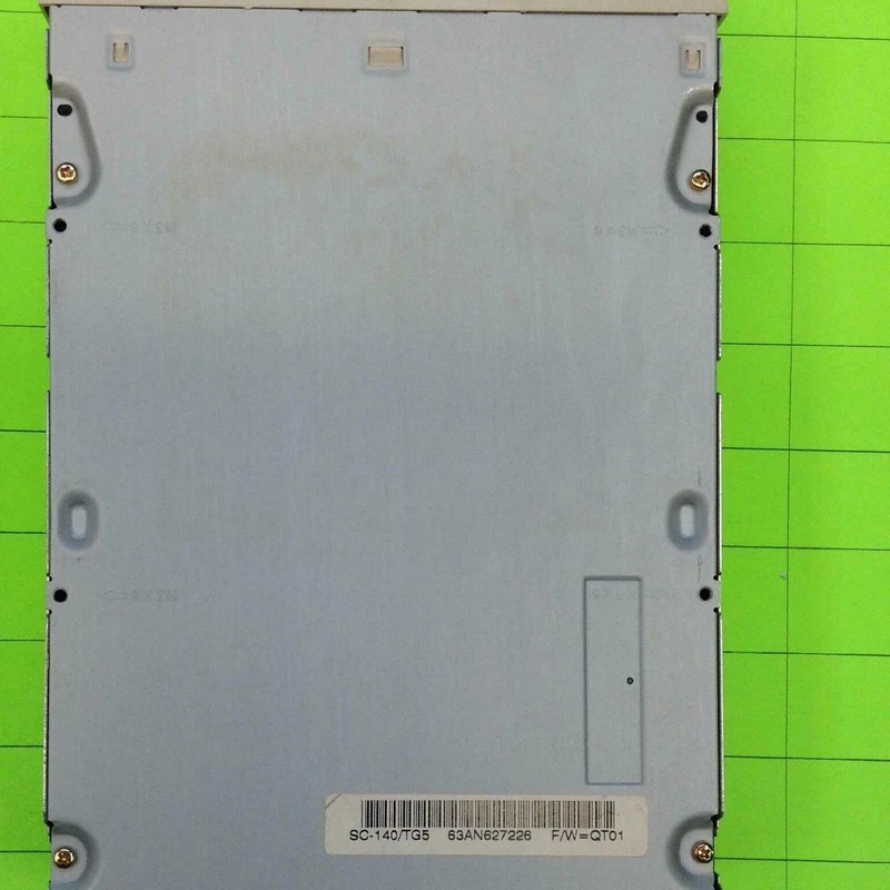 SC-140 samsung cdrom 40X ide off white pulled from optiplex GX1 cd master 40E c