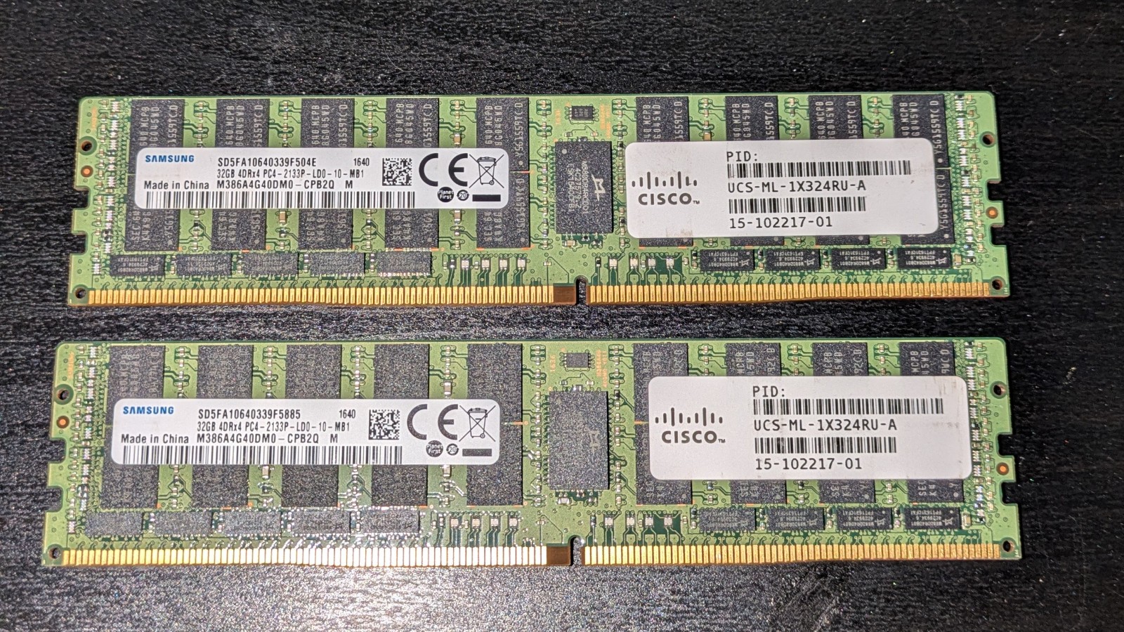 Samsung M386A4G40DM0-CPB2Q 64GB (2x32GB) PC4-17000 DDR4-2133MHz 4RX4