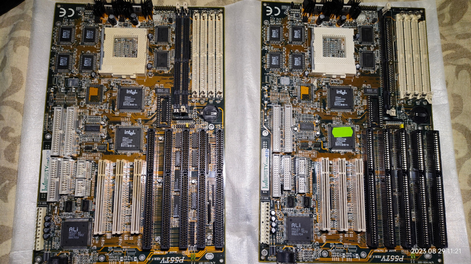 *UNTESTED* AS IS For restoration LOT x2 Socket 7 Iwill P55TV Lite Motherboards