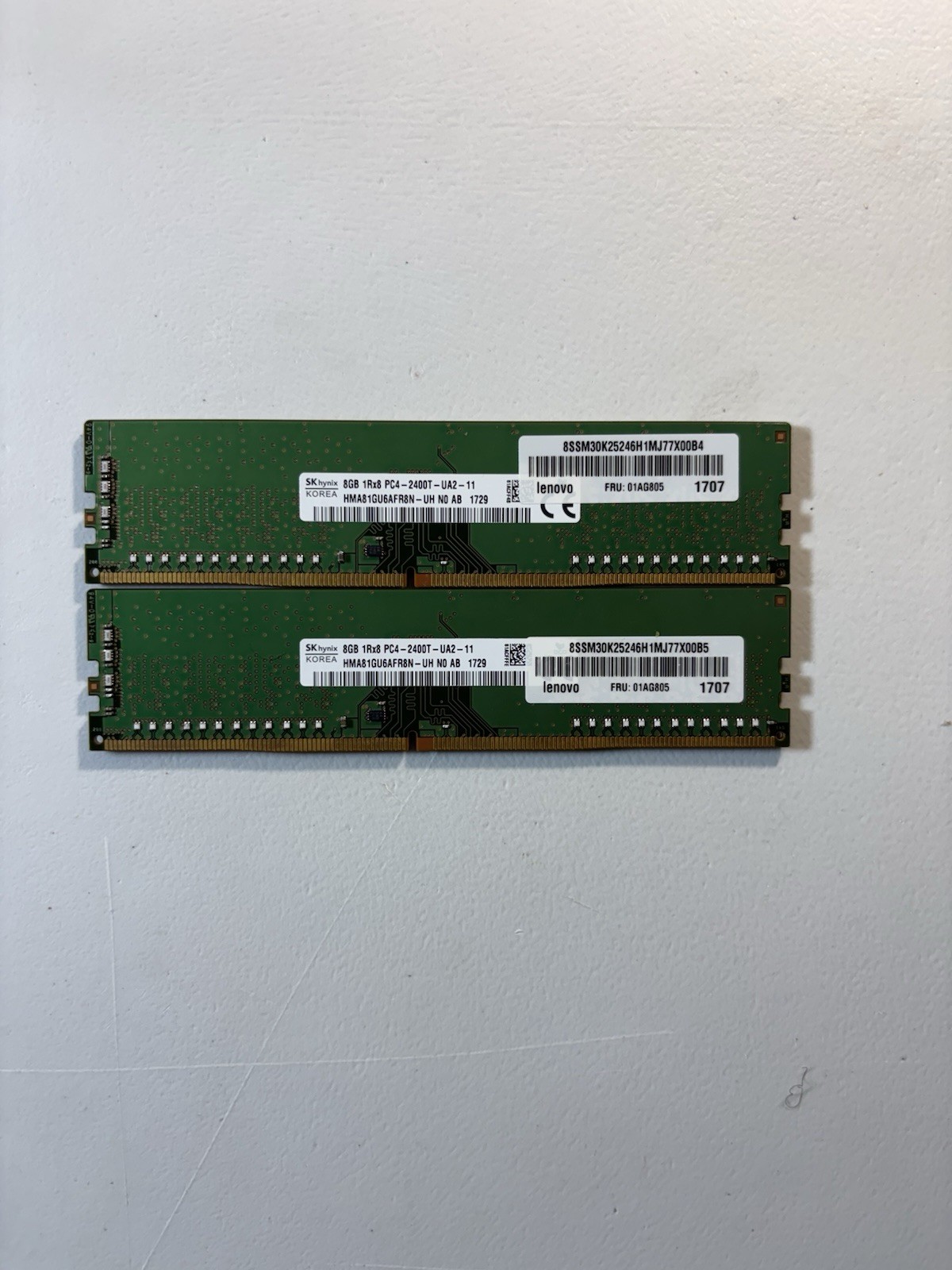 SK Hynix 8GB 1Rx8 PC4-2400T-UA2-11/HMA81GU6AFR8N-UH-NO-AC Lot Of 2ea