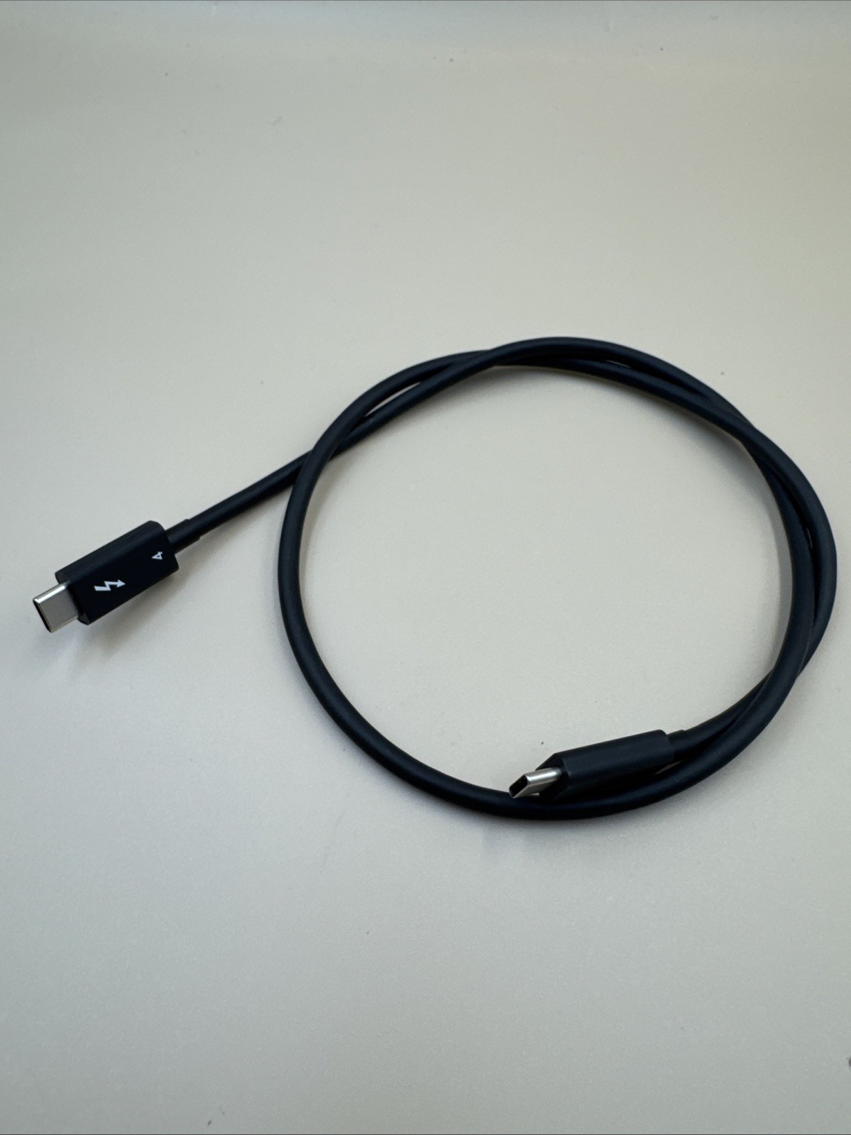 Genuine Lenovo Thunderbolt 4 cable for Thunderbolt Dock 0.7m