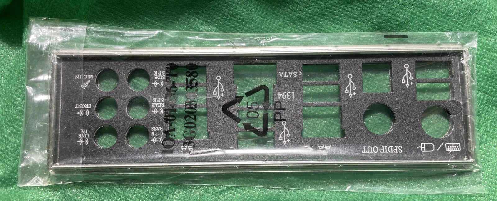 *NEW* Asus 13G020303580 I/O SHIELD FOR ASUS P6T DELUXE V2 MOTHERBOARD