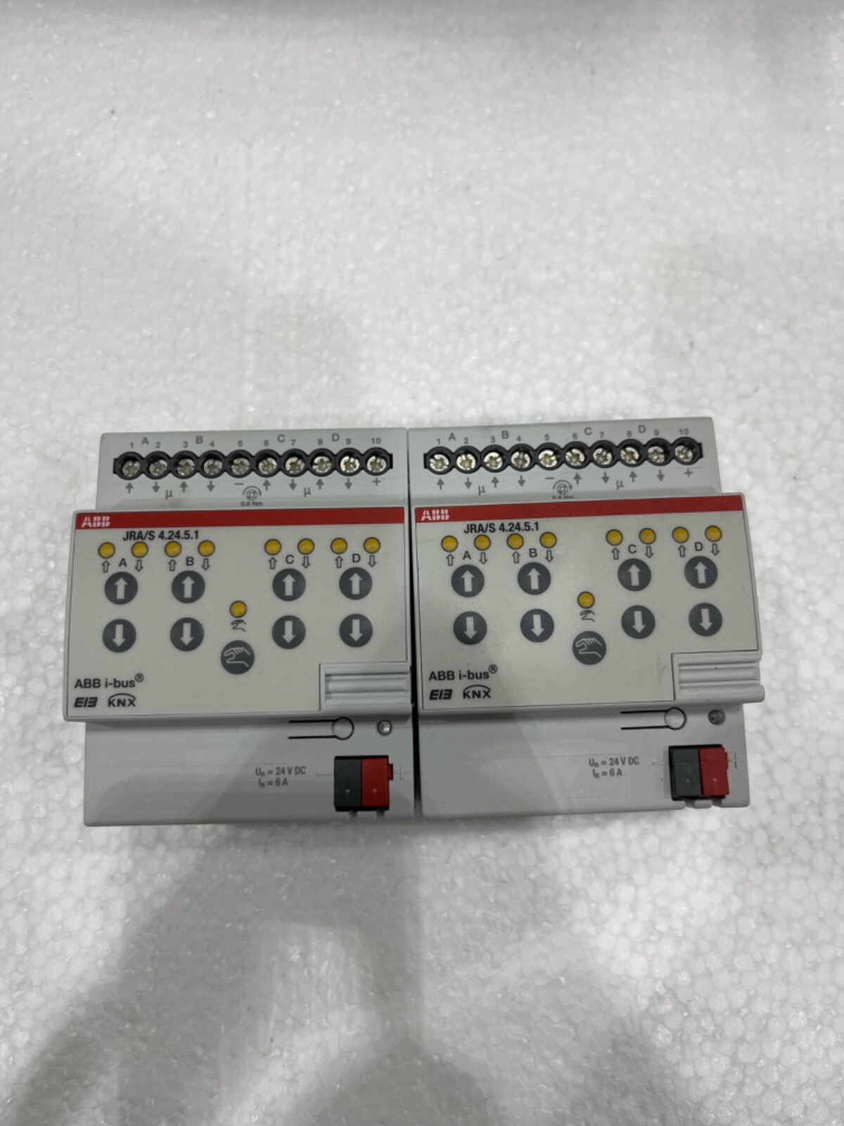 1 Pc Abb JRA/S4.24.5.1 2CDG110128R0011 Blind/Roller Shutter Act