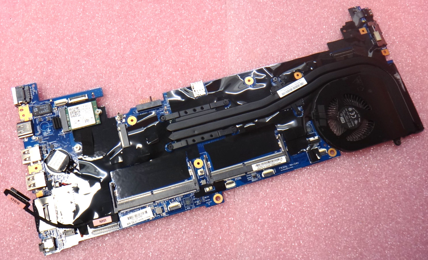 Genuine Lenovo Thinkpad P52S Intel i7-8650U Motherboard  with Fan 01YR306