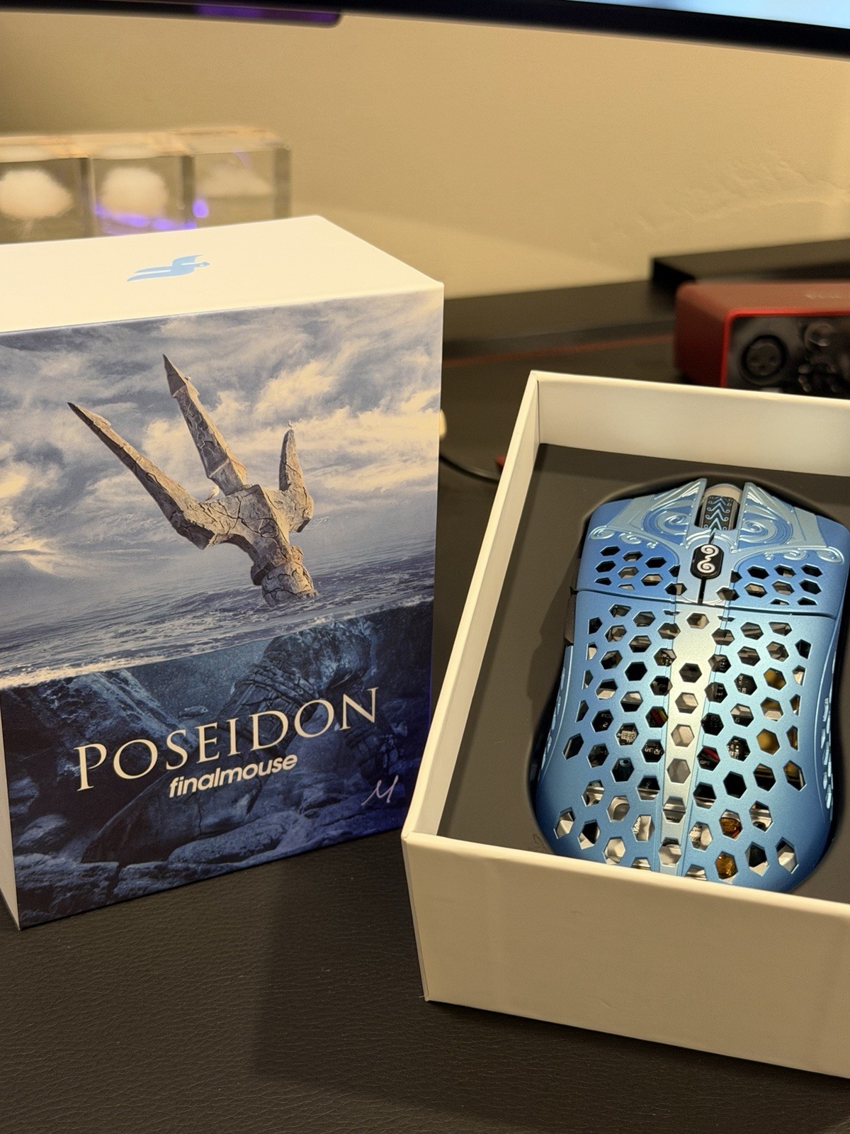 Finalmouse Starlight-12 Poseidon Medium Wireless Gaming Mouse Blue w/ Box