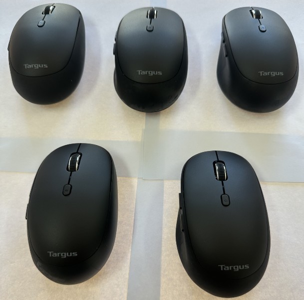 Targus Midsize Comfort Multi-Device Antimicrobial Wireless Mouse AMB582GL