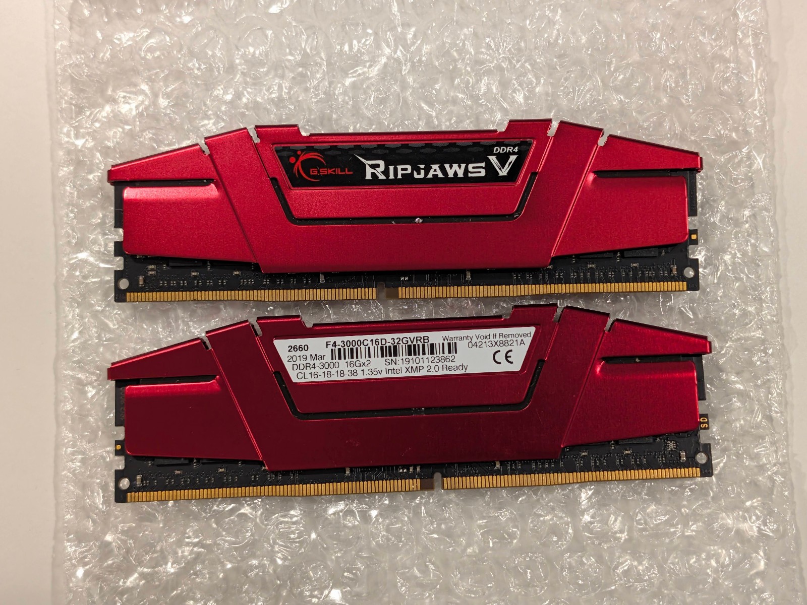 G.SKILL Ripjaws V 32GB (2 x 16GB) DDR4-3000 CL16 Memory F4-3000C16D-32GVRB