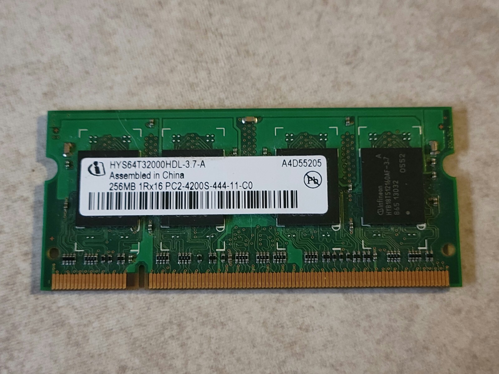 GENUINE INFINEON LAPTOP MEMORY RAM STICK 256MB 1Rx16 PC2-4200S HYS64T32000HDL