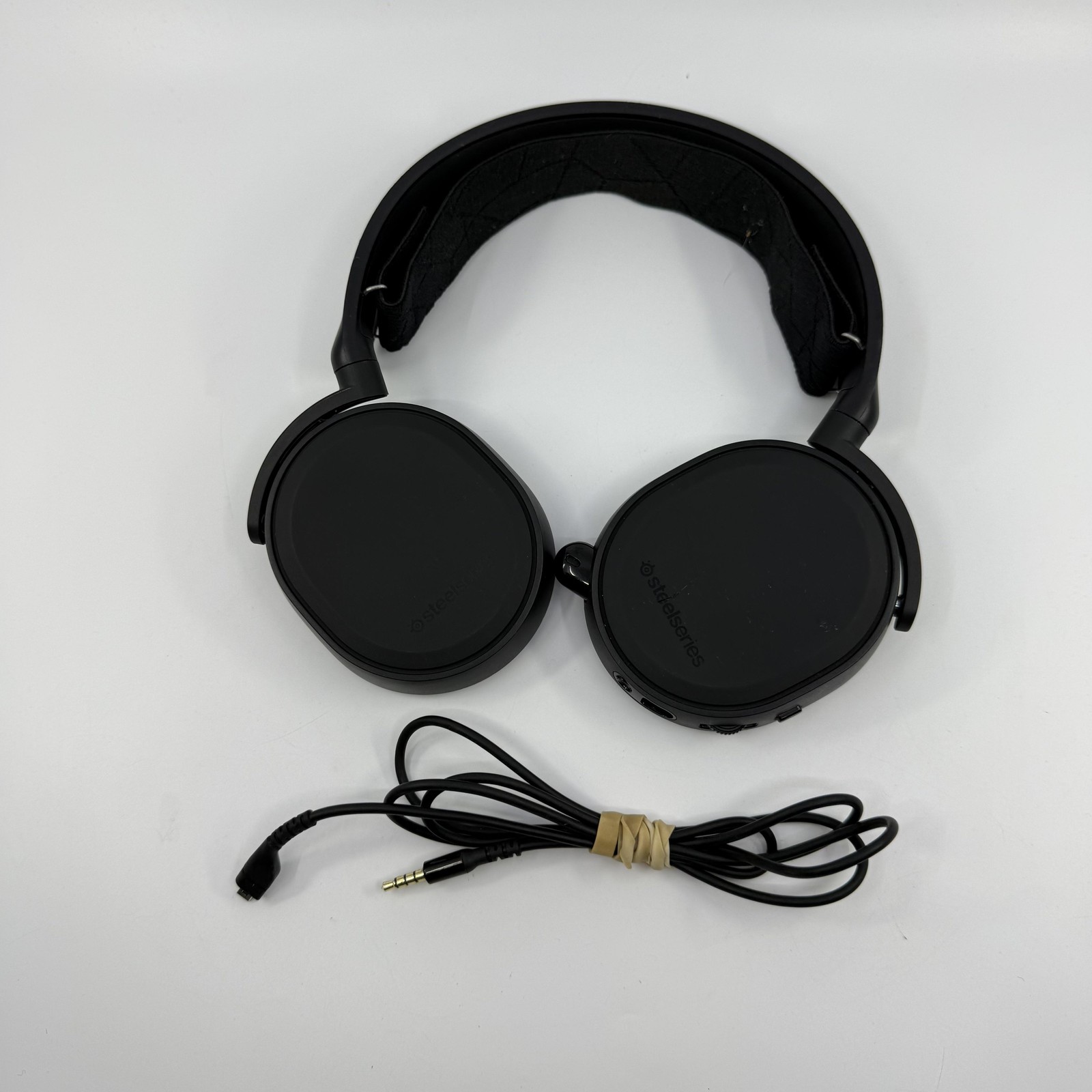 SteelSeries Arctis 3 Over-Ear Headphones Black 3.5mm Micro-USB Detachable Mic