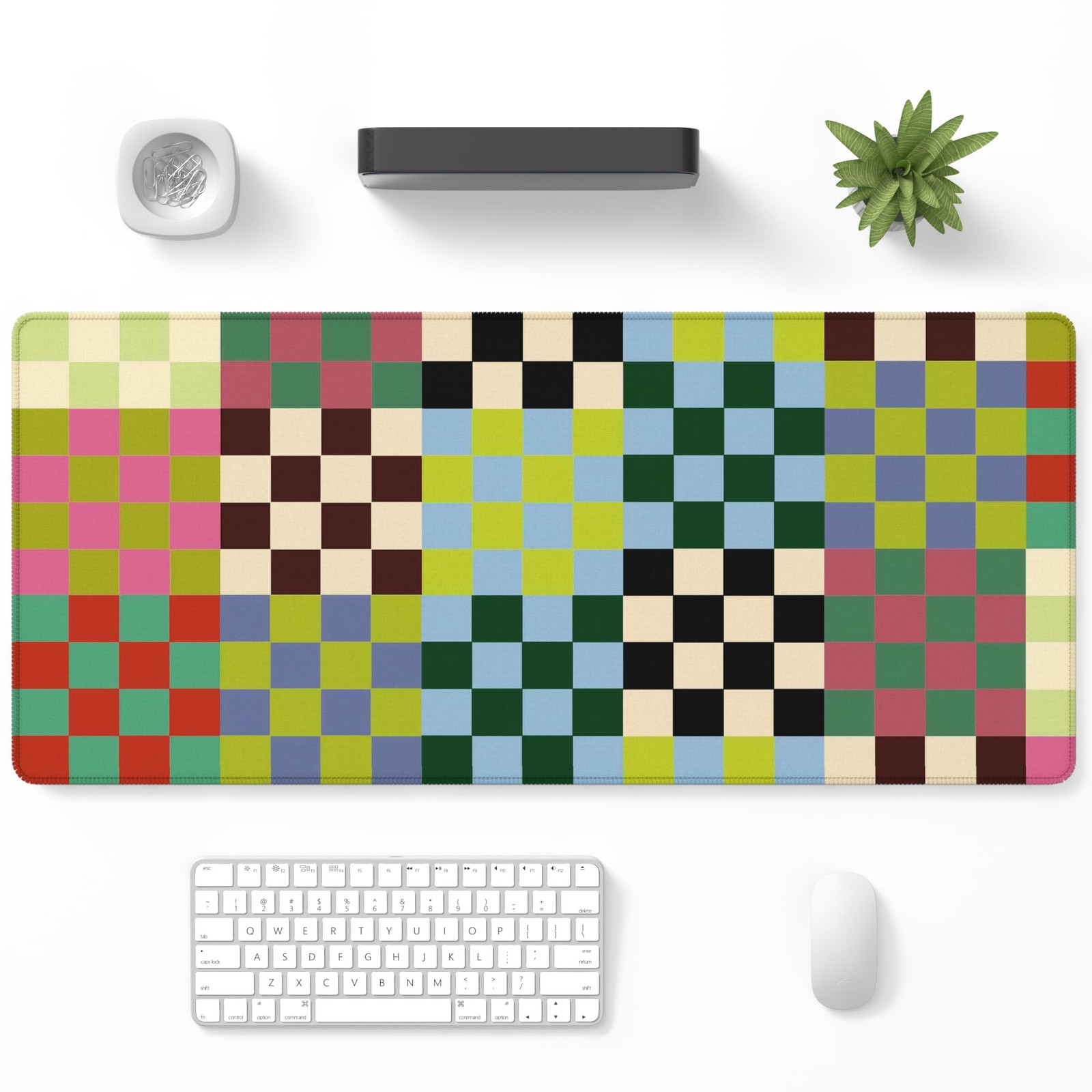 Desk Mat, Large Gaming Mouse Pad, 32" x 12", Cute Retro Checkered