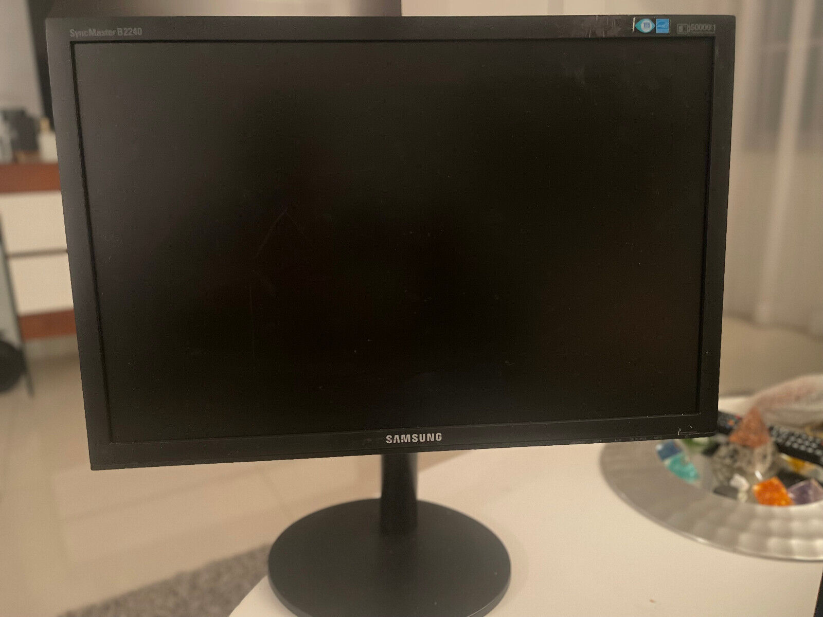  Samsung B2240EW LCD Monitor - Pre-Owned, Works perfectly