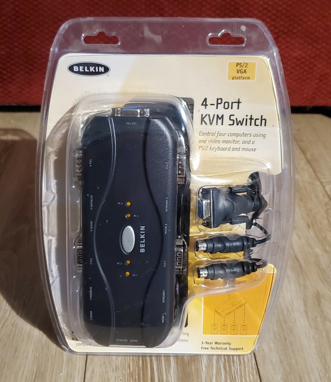 BELKIN F1DJ104P-B, 4-Port KVM Switch Bundled With Cables Brand New Sealed