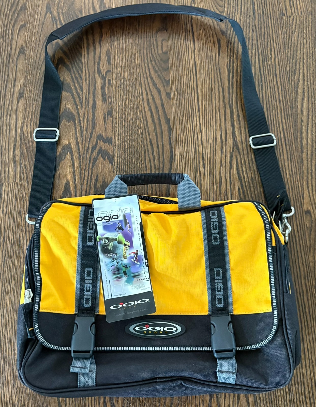 OGIO Messenger Laptop Case Shoulder Bag yellow black Daily Grind Bag 03506 NWT