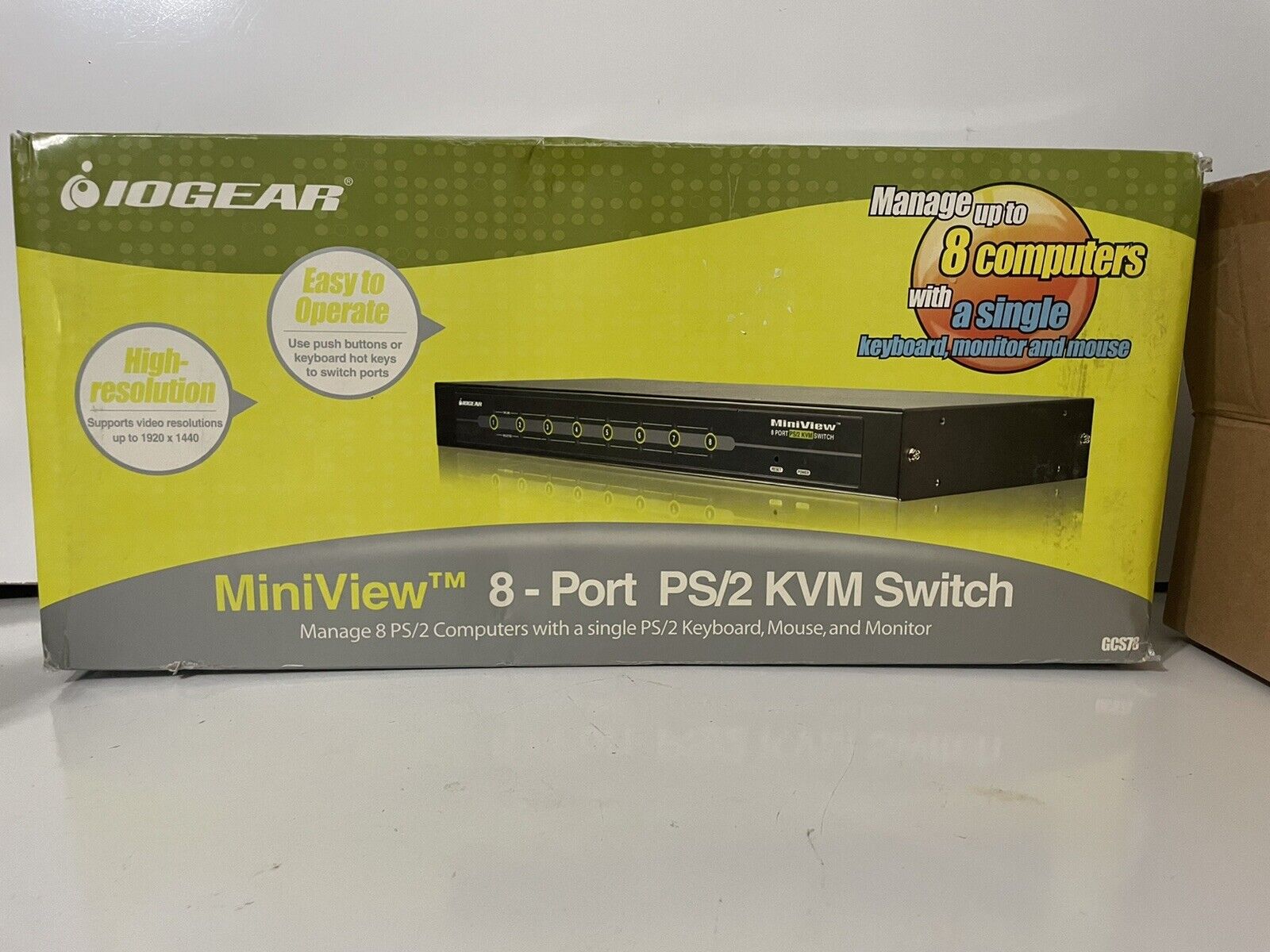 IOGEAR Miniview  GCS78 8 Port PS/2 KVM Switch Open Box