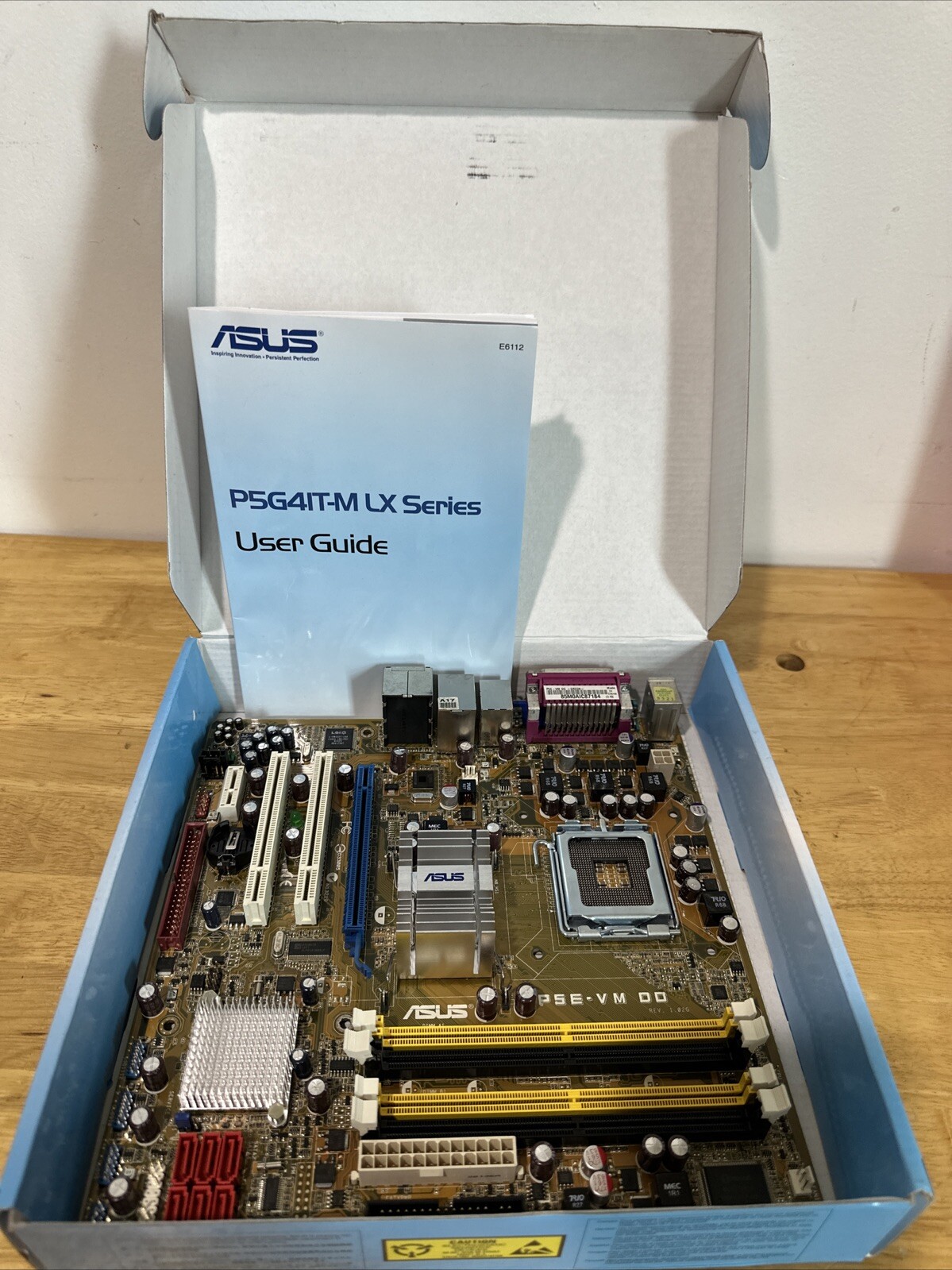 ASUS P5G41T-M LX Plus LGA 775 M-ATX Motherboard