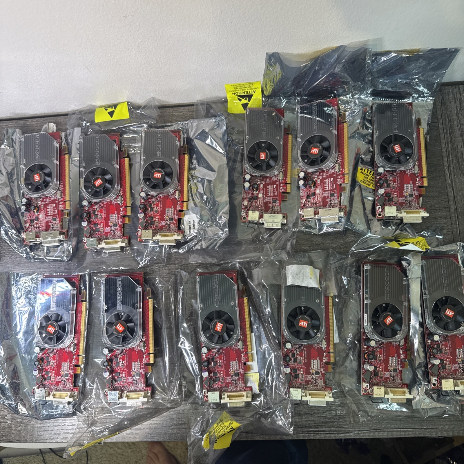 Lot of 12 ATI Radeon HD 3450 / X1300 256MB PCIe Low Profile Video Cards A92403
