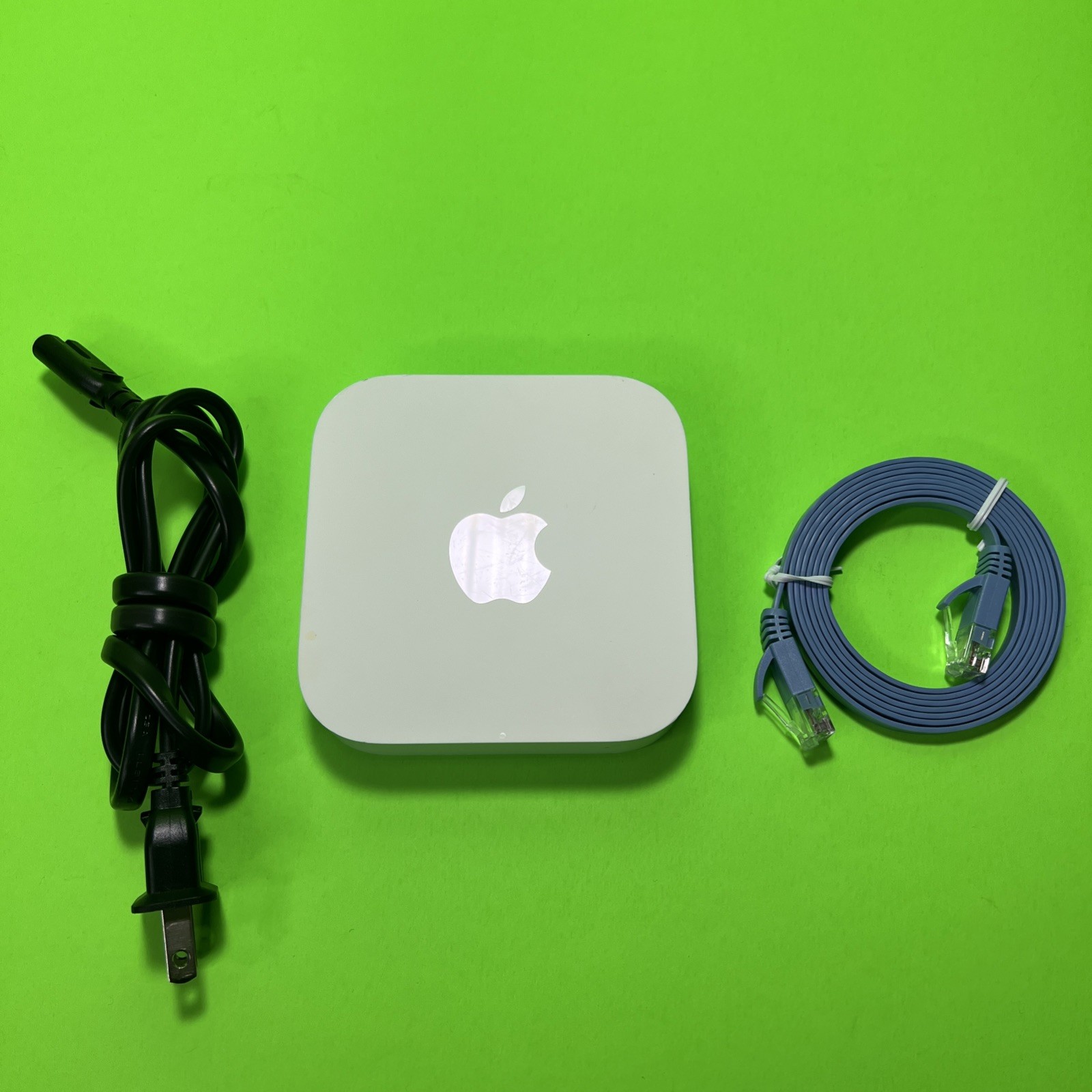 Apple A1392 AirPort Express Base Station WiFi Router - SAME DAY SHIP - WARRANTY