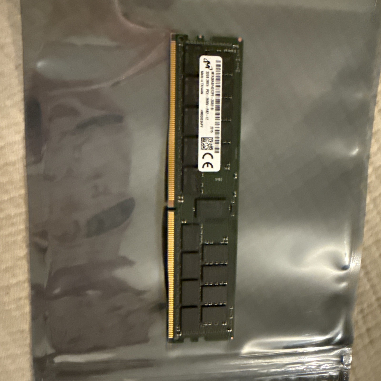 Micron 32GB DDR4-2666 ECC RDIMM 2Rx4 MTA36ASF4G72PZ-2G6E1SI Server RAM