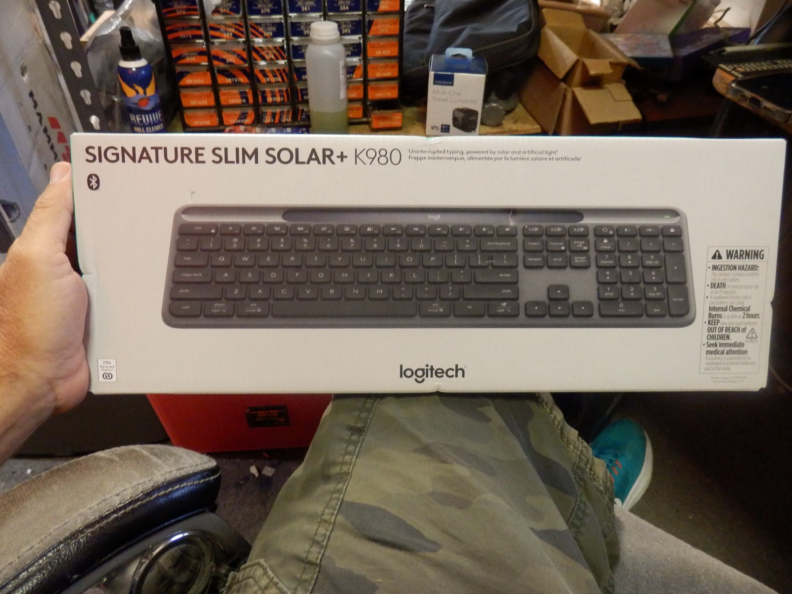 Logitech Signature Slim Solar + K980 Keyboard - Bluetooth - 920-013755