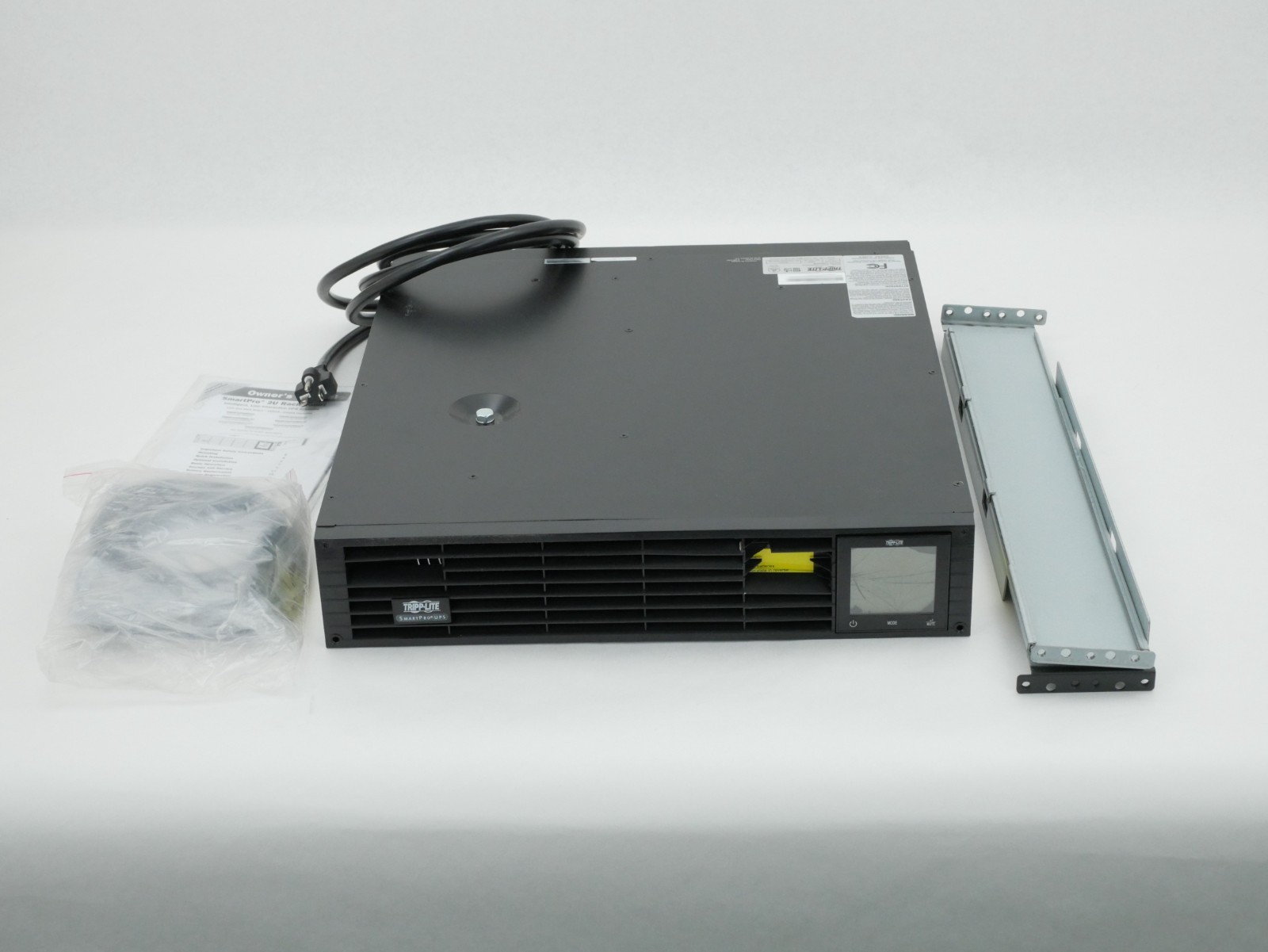 NO Battery * Tripp Lite SmartPro UPS System 2200VA 1920W SMART2200RMXLN