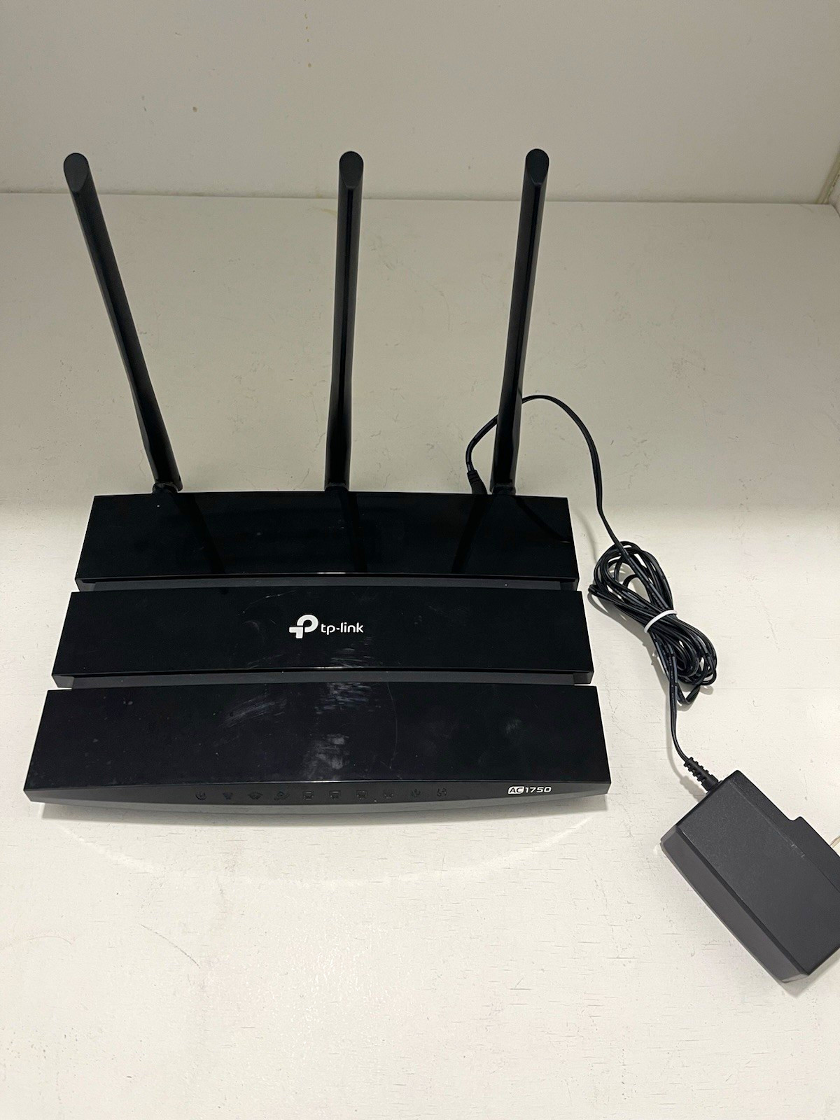 TP-LINK Archer A7 AC1750 Dual-Band Gigabit WiFi Router 4-Port w/Adapter