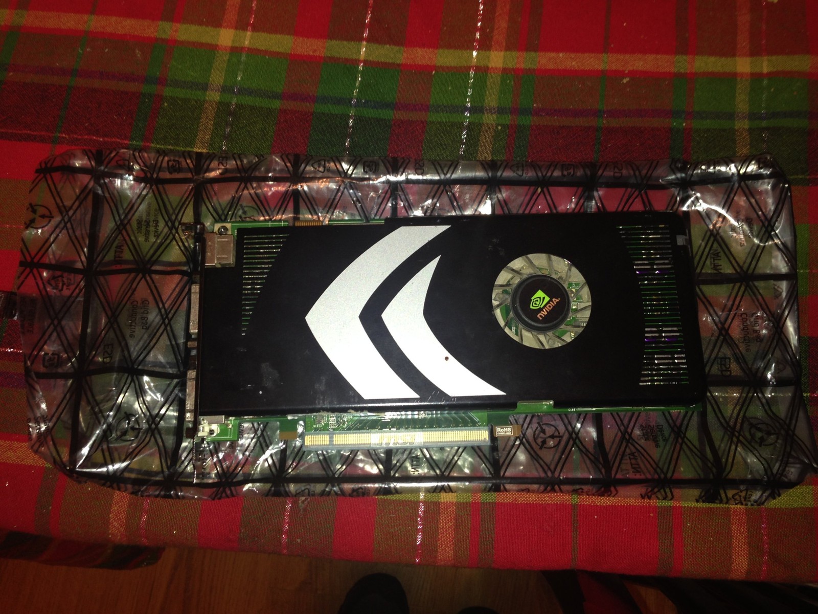 Apple MB137Z/A NVIDIA GeForce 8800 GT Graphics Upgrade Kit for Mac Pro