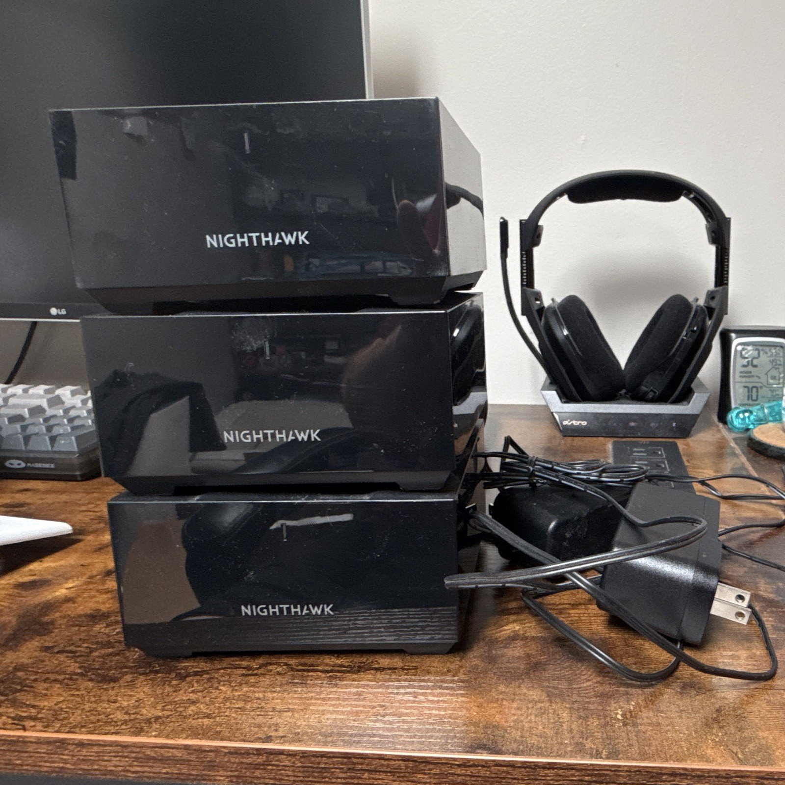 NETGEAR Nighthawk Wireless Router Lot (Multiple Units) Black