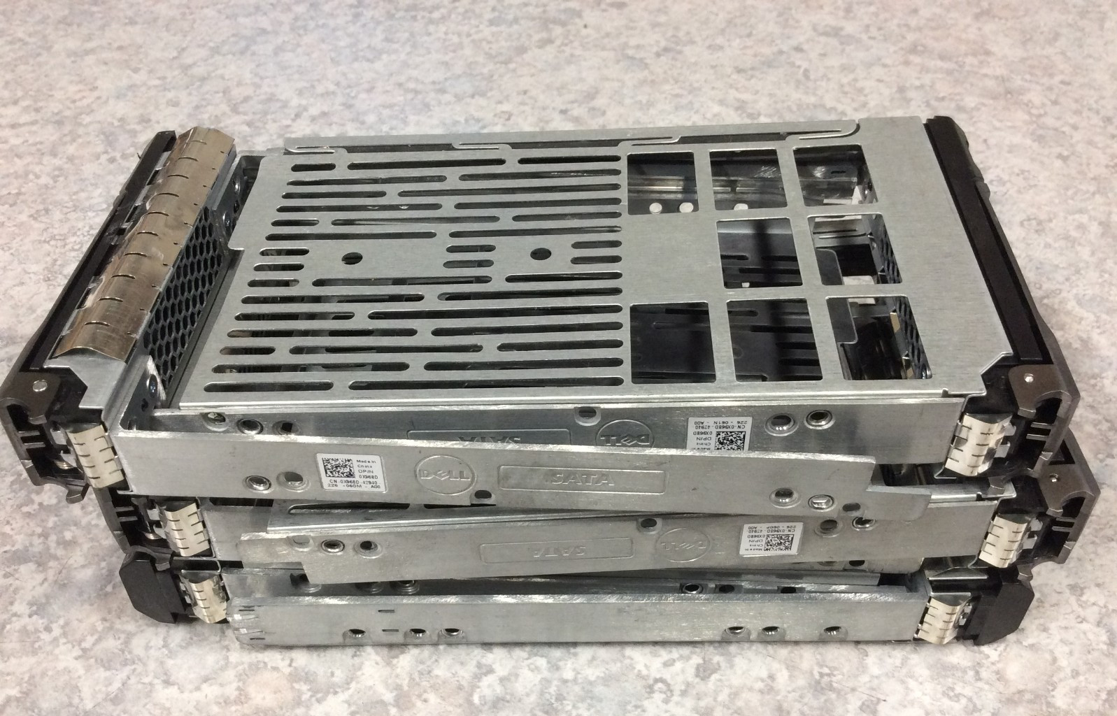 Lot of 6 Genuine Dell 3.5" HDD Tray Caddy Adapter 0X968D R410 R420 R610