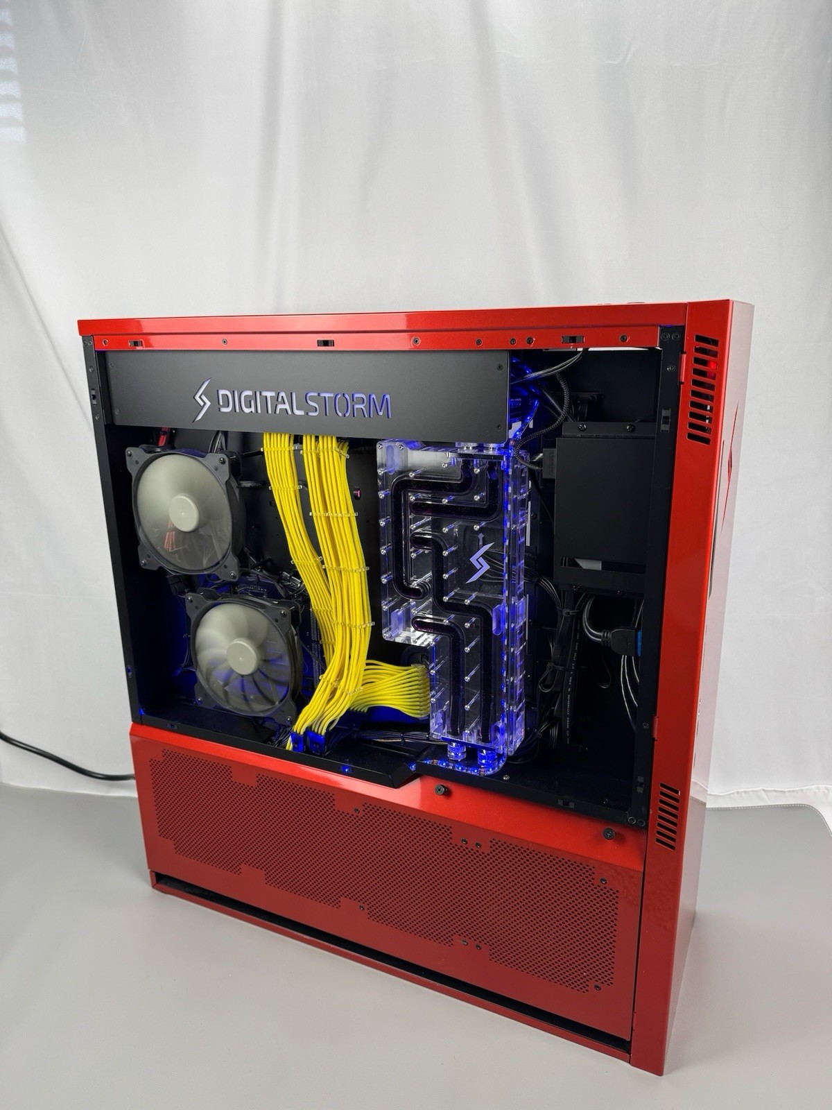 Digital Storm Aventum 3 Custom Gaming PC - ASUS Rampage V Edition 10