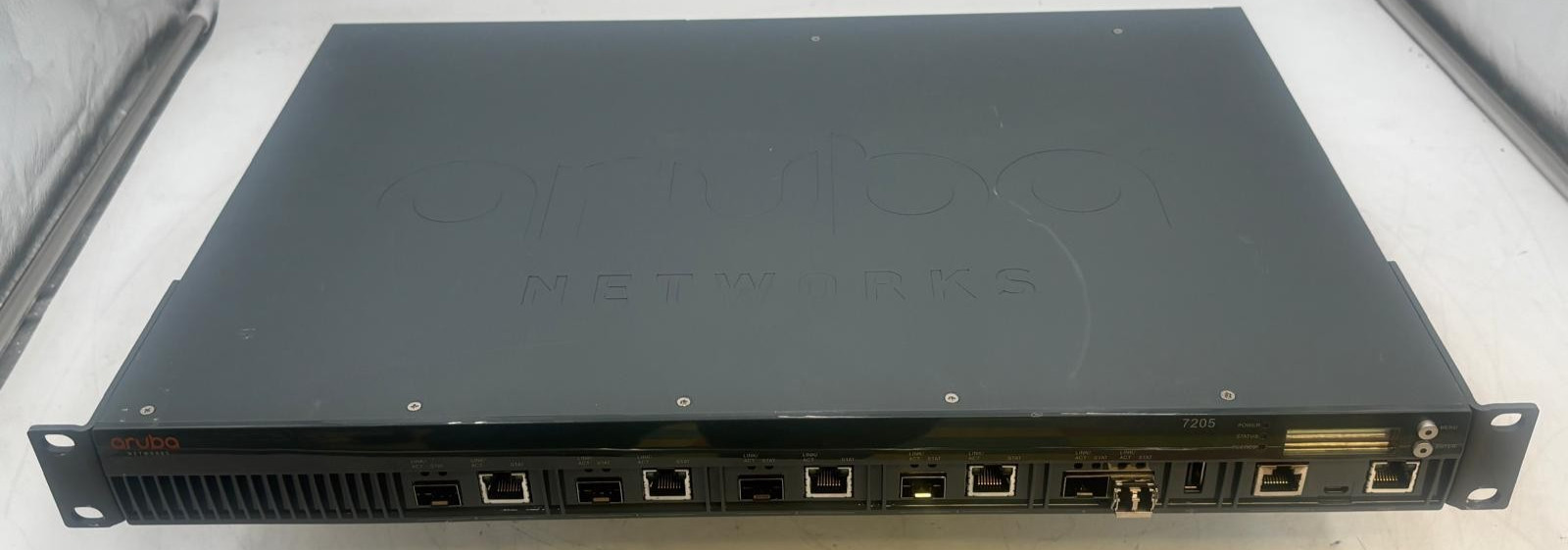 Aruba Networks 7205 Mobility Controller ARCN7205 Rackmount JW736A
