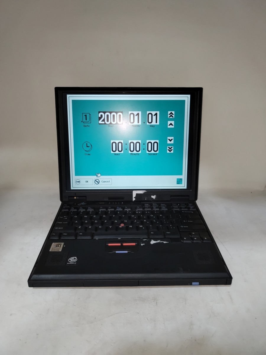 IBM ThinkPad 600E 2645-4BU PC Laptop PENTIUM II 32MB SEE NOTES