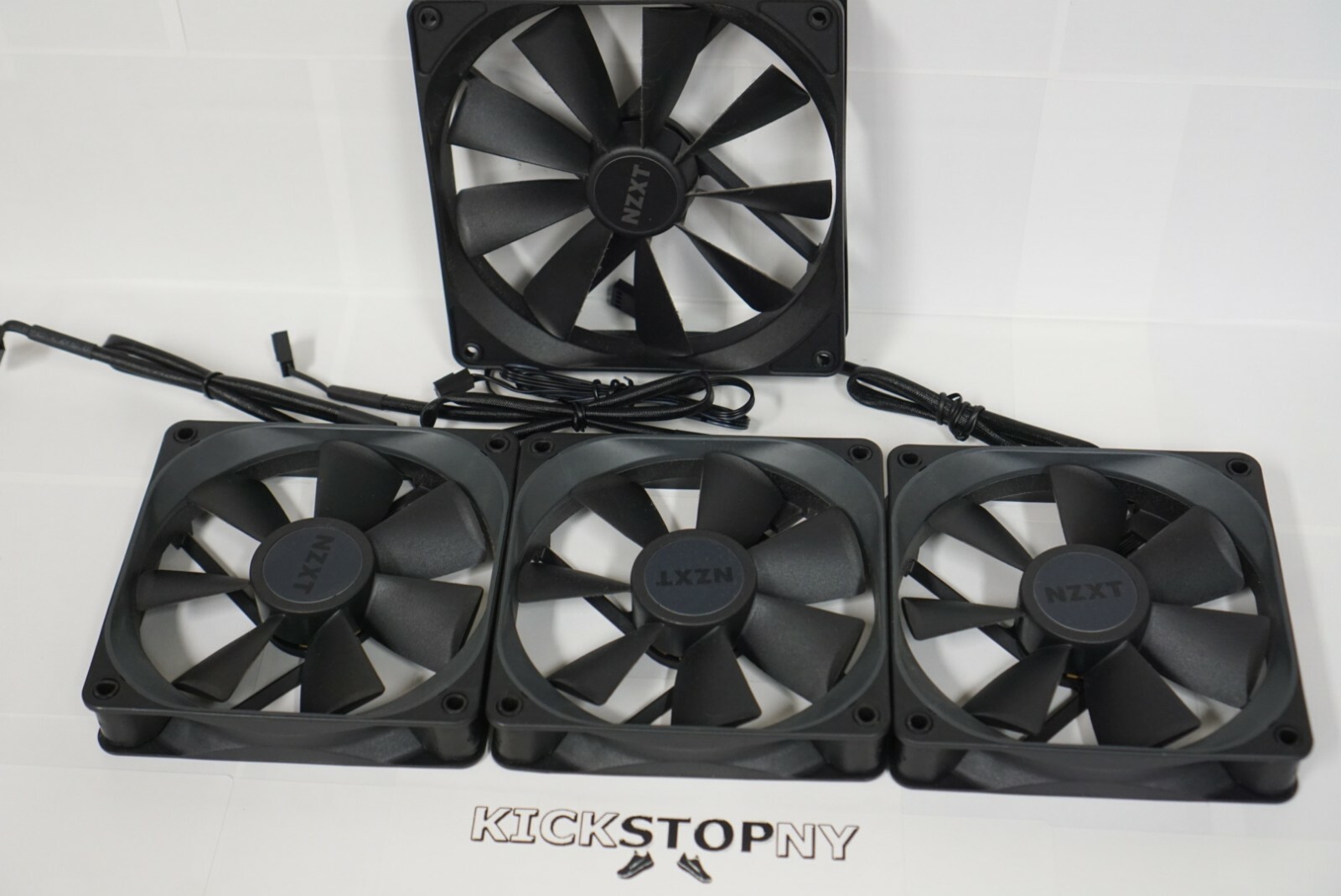 NZXT Case Fans 1x 140MM RF-AF14C-RB + 3x 120MM RF-AP120-FP Used Tested Working