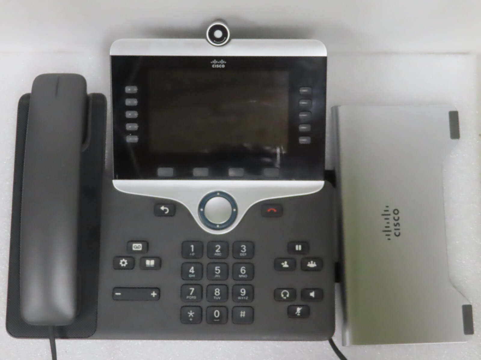 Cisco CP-8845 VoIP Desktop Video Business UC Phone CP-8845-K9
