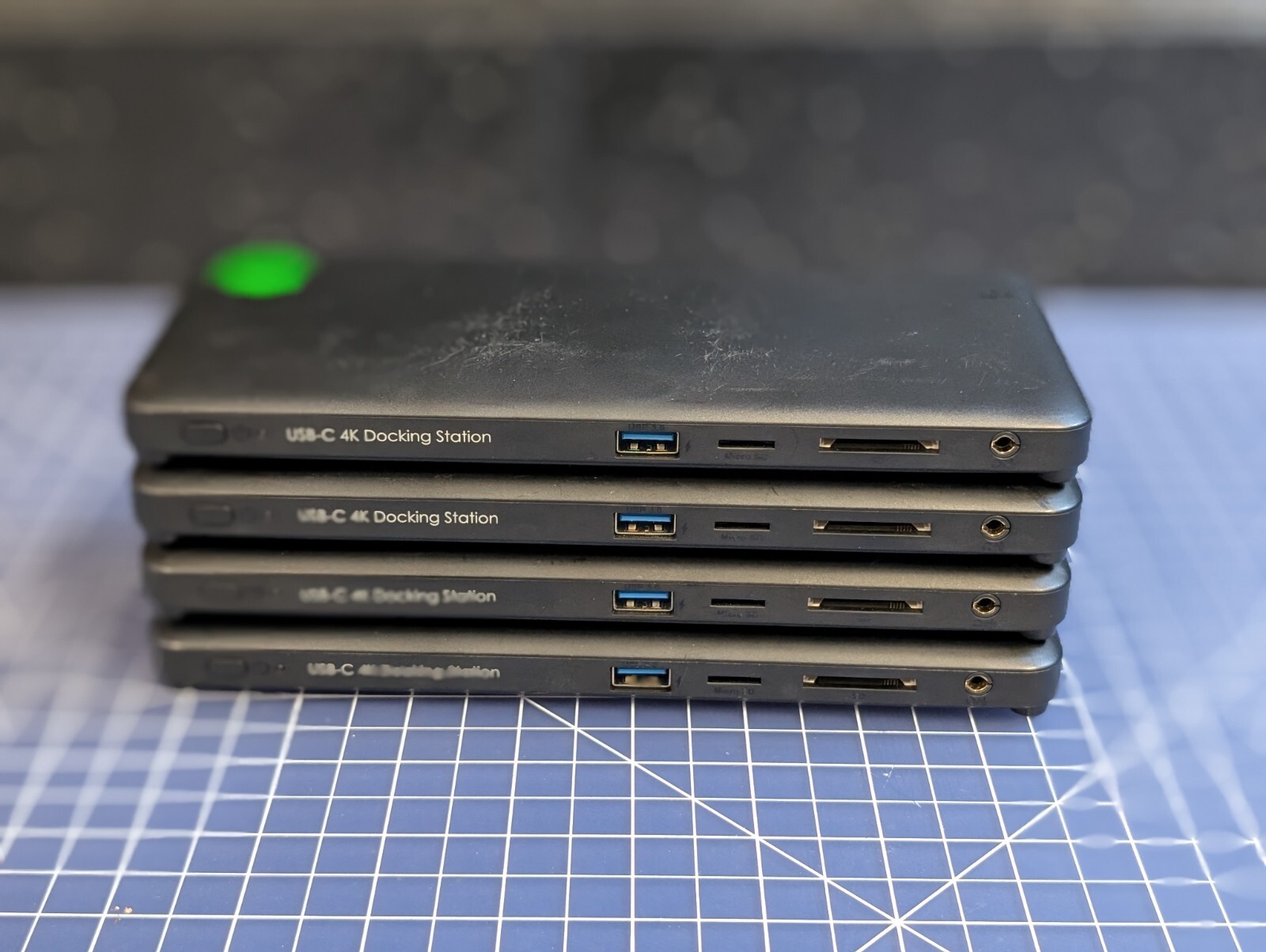 *Lot of 4*No PWR Cable* USB-C 12-Port 65W Triple Display Laptop Docking Station