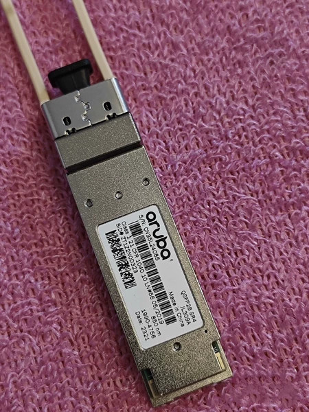 1pc HPE Aruba JL309A QSFP28 Optical Transceiver