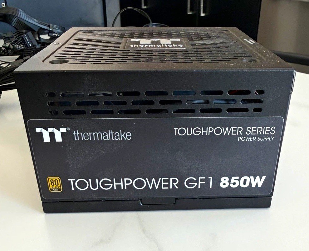 Thermaltake Toughpower GF1 850W Modular ATX Power Supply PS-TPD-0850FNFAGU-1