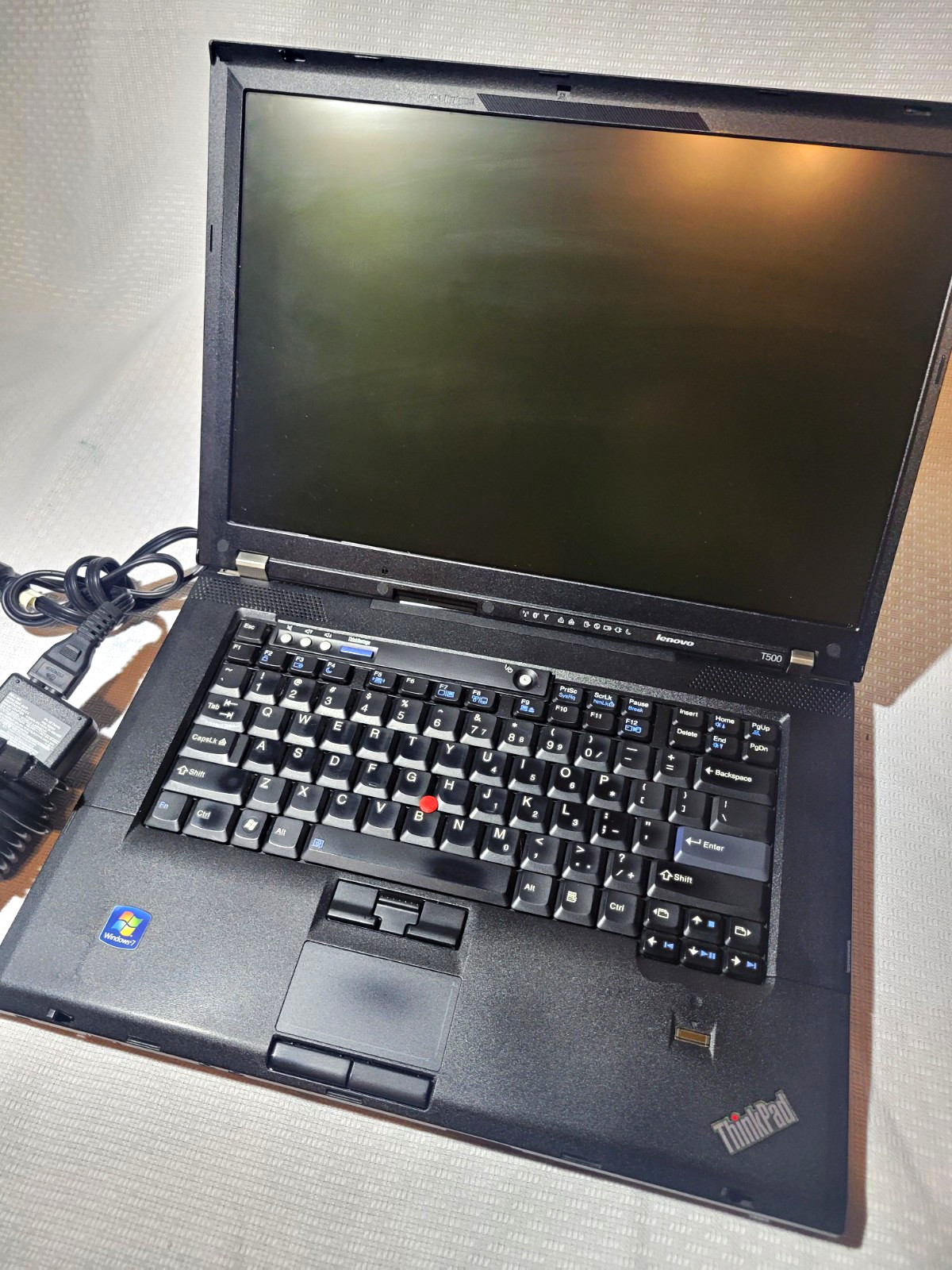 Lenovo ThinkPad T500 15.4" Laptop No POST No BIOS Wiped HDD Parts w/ Charger