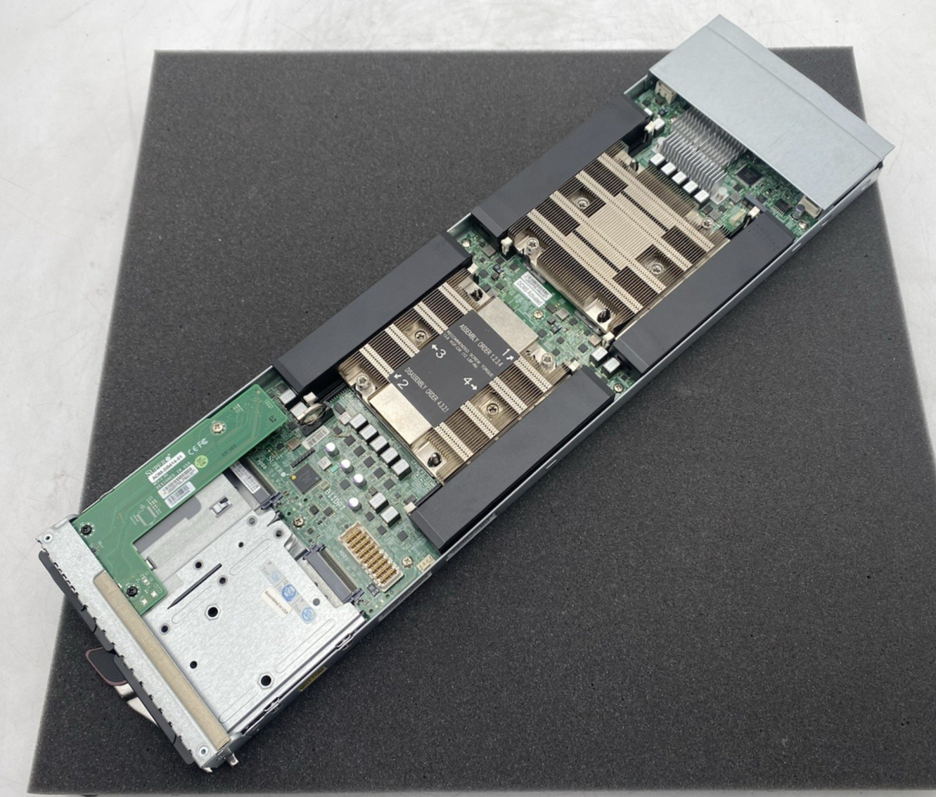 SUPERMICRO MCP-680-41401-0N 4U 14-Slot SuperBlade Barebones