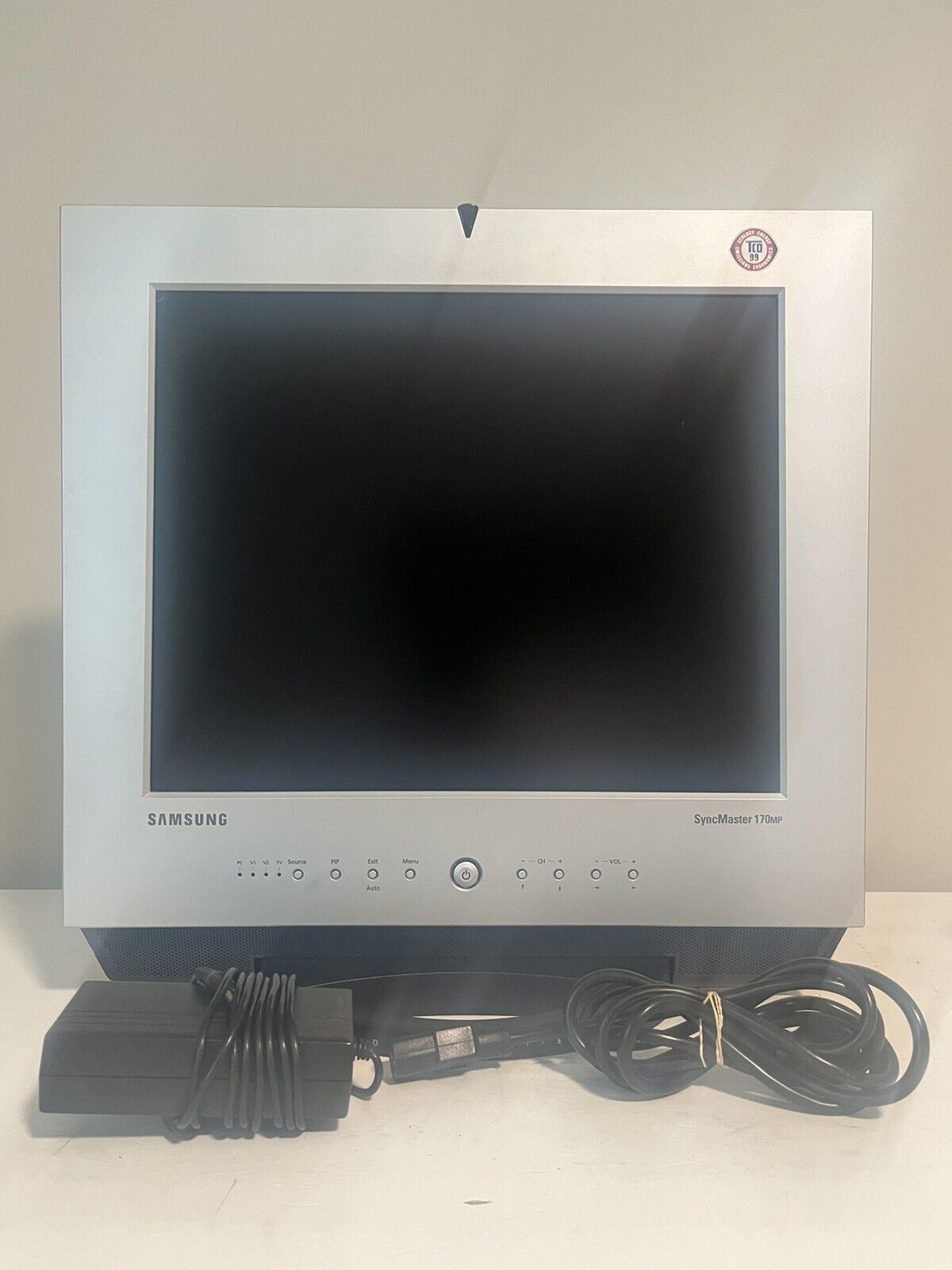 Samsung SyncMaster 170MP LCD Monitor TV Tuner Retro Gaming Computer Display