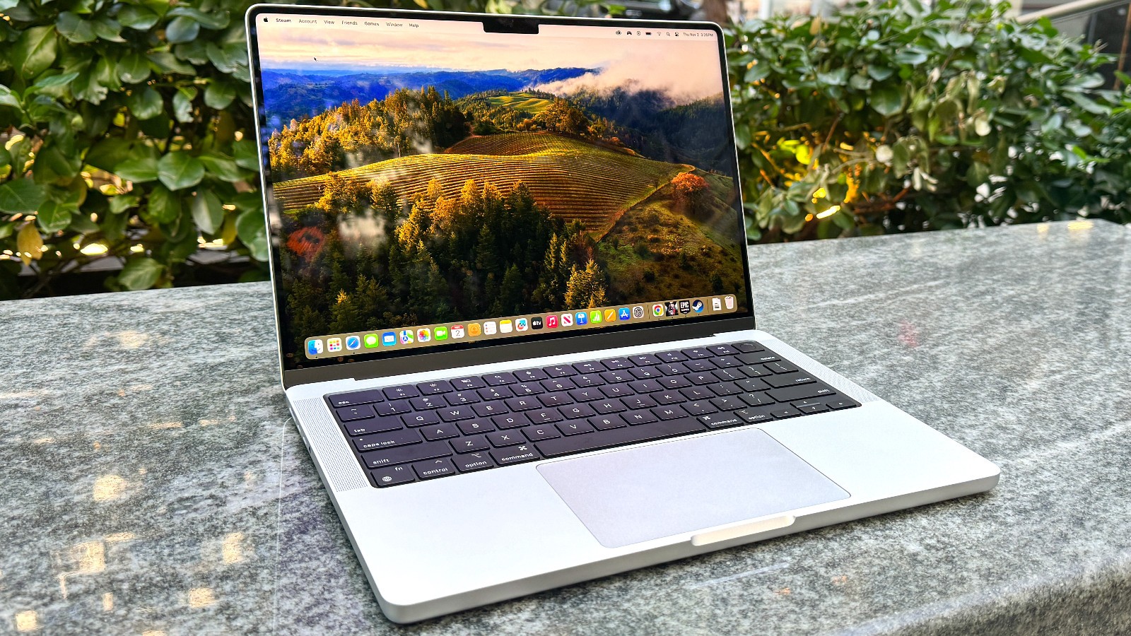 NEW Apple MacBook Pro 14 M5 Pro 18C 20C 64GB 1TB Nano Silver